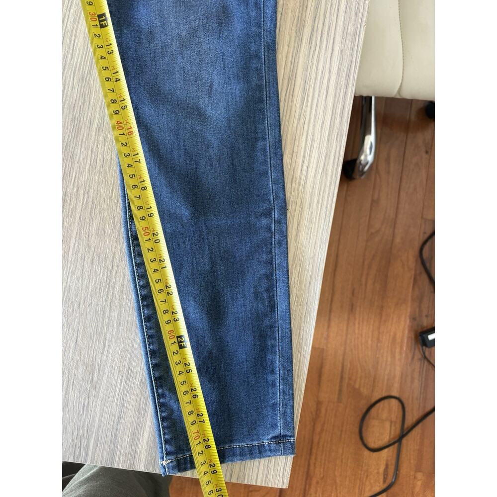 Guess Women’s Skinny Jeans Button Fly Medium Wash Stretch Denim W28 L29 - Picture 7 of 7